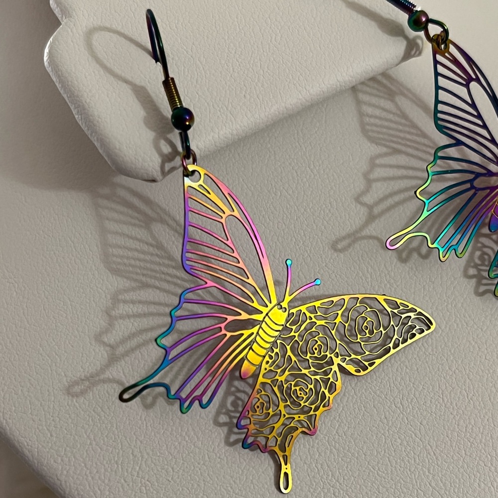 NWT Handmade Holographic Butterfly Earrings - Picture 6 of 8